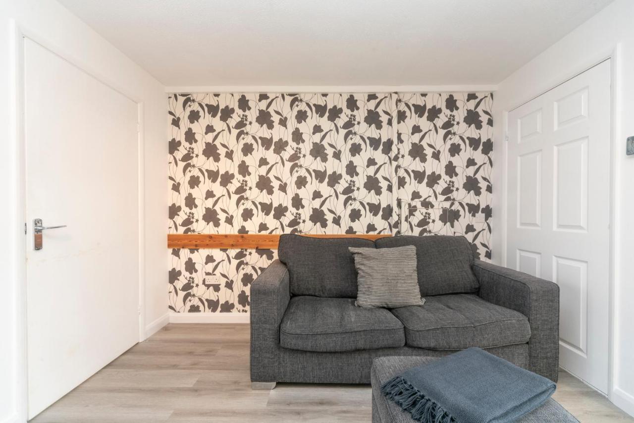 10 Boutique Studio Apartment Near Tube - Quiet Location Little Missenden Dış mekan fotoğraf